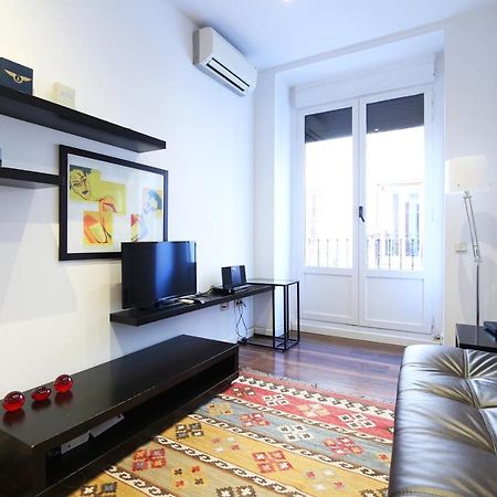 Paseo Del Prado Apartment By Allo Housing Madrid Kültér fotó