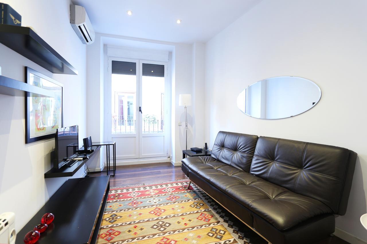 Paseo Del Prado Apartment By Allo Housing Madrid Kültér fotó