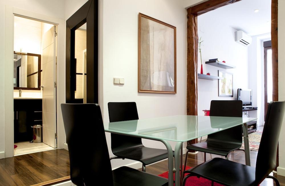 Paseo Del Prado Apartment By Allo Housing Madrid Kültér fotó